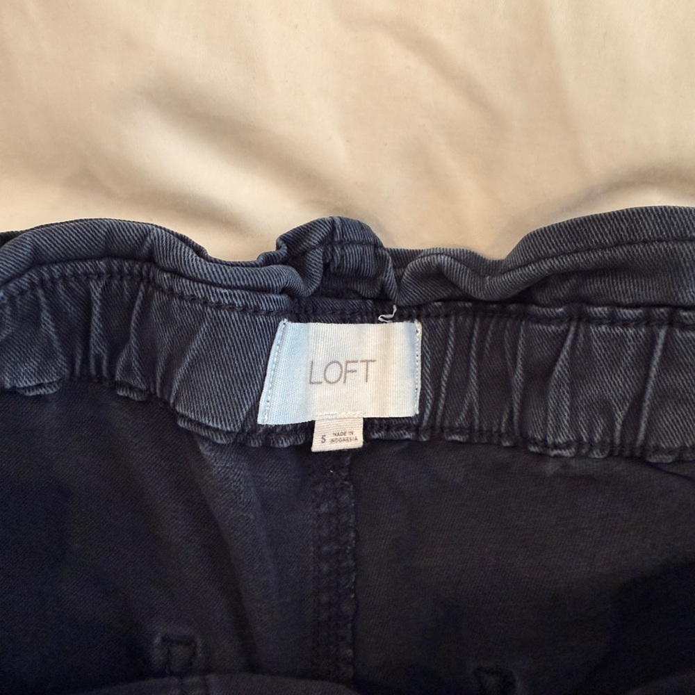 LOFT Navy “Paperbag” Shorts - Size S - Picture 3 of 4